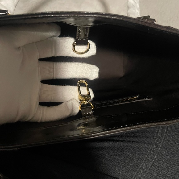 Louis Vuitton Vernis Patent Monogram - Picture 7 of 9